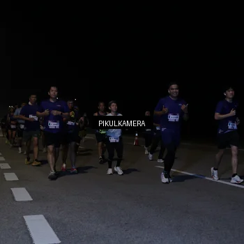 Runner Photo 7526849