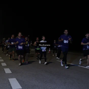 Runner Photo 7526851