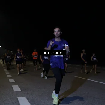 Runner Photo 7526887