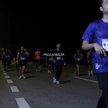 Runner Photo 7526890