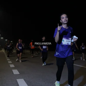 Runner Photo 7526897