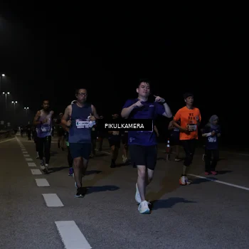Runner Photo 7526901