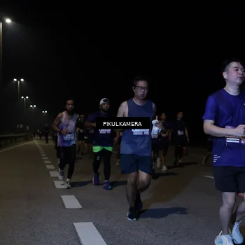 Runner Photo 7526909
