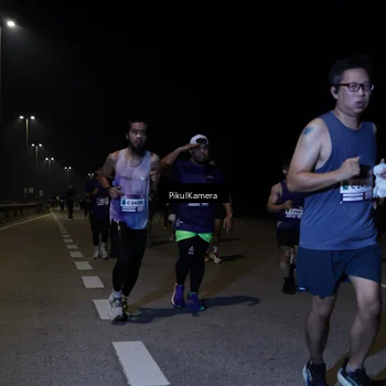 Runner Photo 7526912