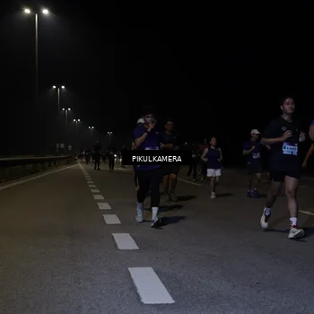 Runner Photo 7526916