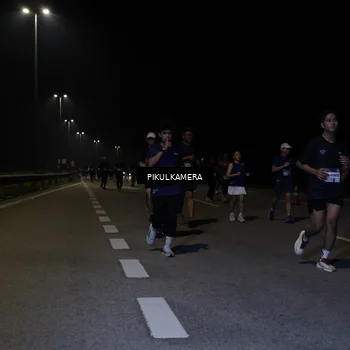 Runner Photo 7526920