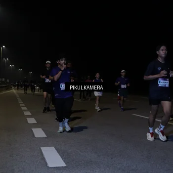 Runner Photo 7526924