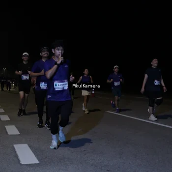 Runner Photo 7526927