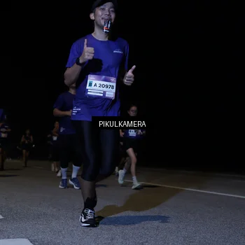 Runner Photo 7526999