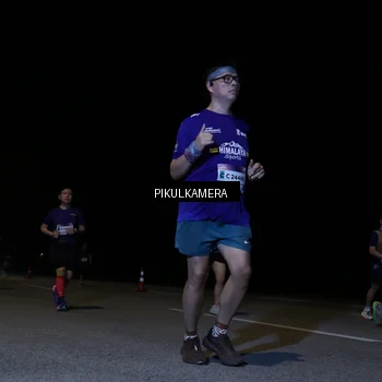 Runner Photo 7527003