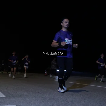 Runner Photo 7527017