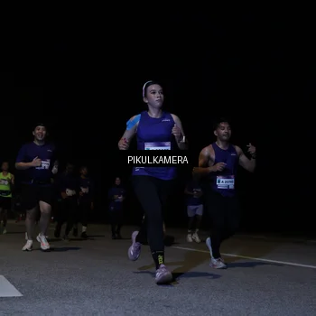 Runner Photo 7527025