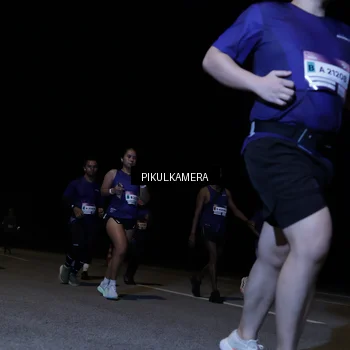 Runner Photo 7527028