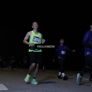 Runner Photo 7527031