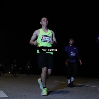 Runner Photo 7527035