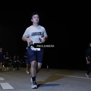 Runner Photo 7527058