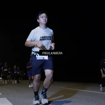 Runner Photo 7527062