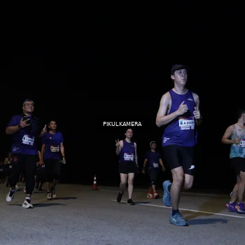 Runner Photo 7527089