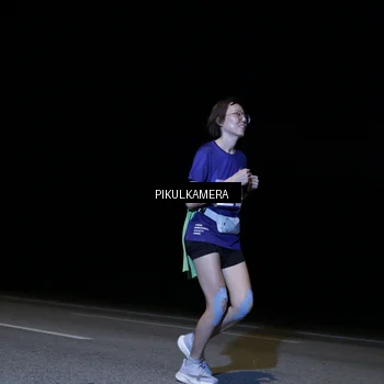 Runner Photo 7527100