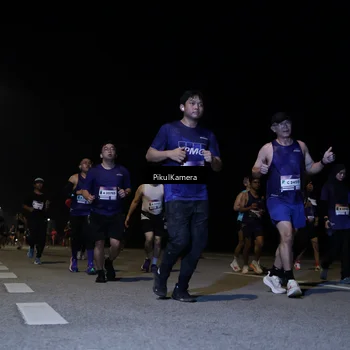 Runner Photo 7527114