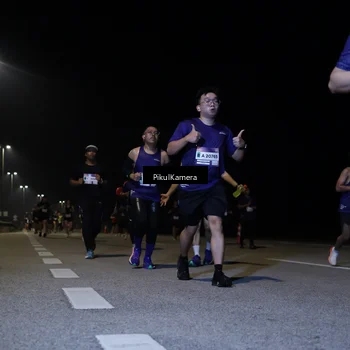 Runner Photo 7527115