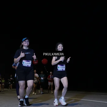 Runner Photo 7527143