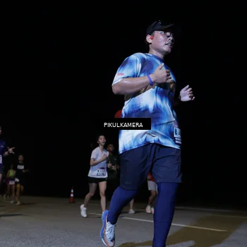 Runner Photo 7527151