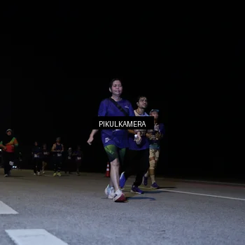 Runner Photo 7527194