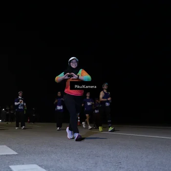 Runner Photo 7527199