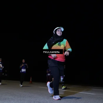 Runner Photo 7527206