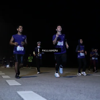 Runner Photo 7527212