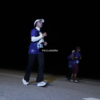 Runner Photo 7527215