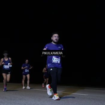 Runner Photo 7527247