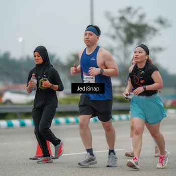 Runner Photo 7527256