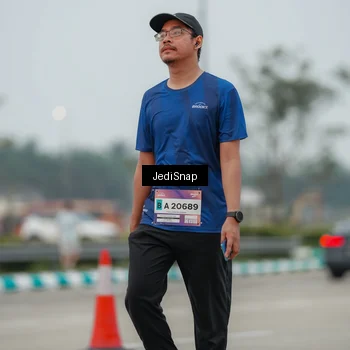 Runner Photo 7527298