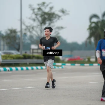 Runner Photo 7527303