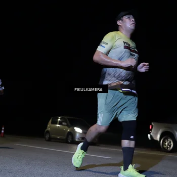 Runner Photo 7527313