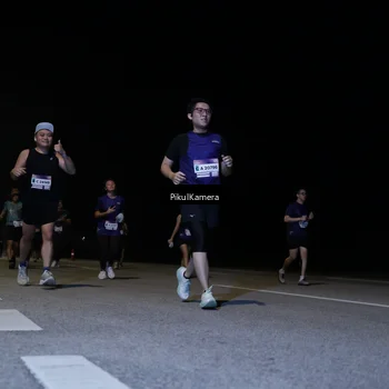 Runner Photo 7527325