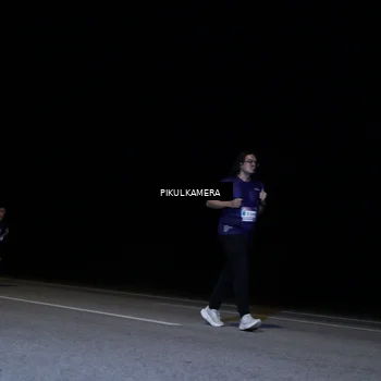 Runner Photo 7527328