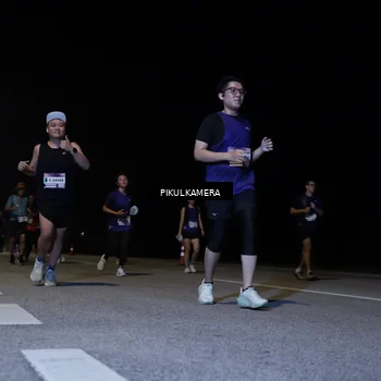 Runner Photo 7527338
