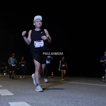 Runner Photo 7527340
