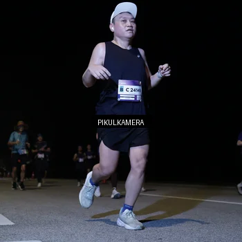 Runner Photo 7527341
