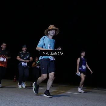 Runner Photo 7527361