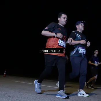 Runner Photo 7527366