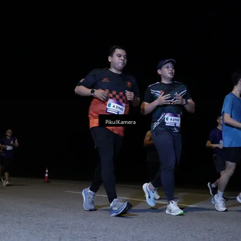 Runner Photo 7527369
