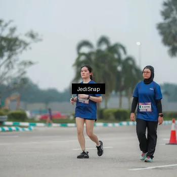 Runner Photo 7527370