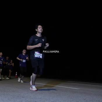 Runner Photo 7527376