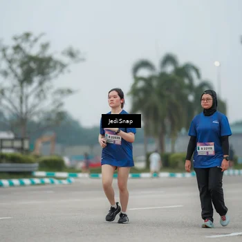 Runner Photo 7527381