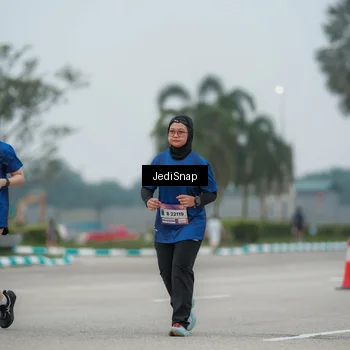 Runner Photo 7527388