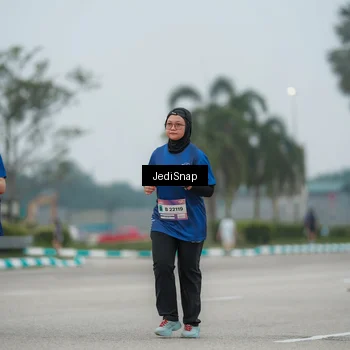 Runner Photo 7527396